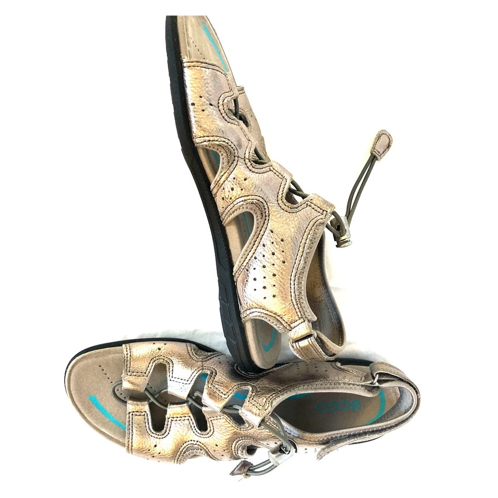 ECCO Gladiator Blume Toggle Metallic Silver Sandal